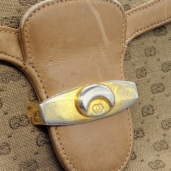 Gucci Vintage Canvas Shoulder Bag - Picture 8 of 16